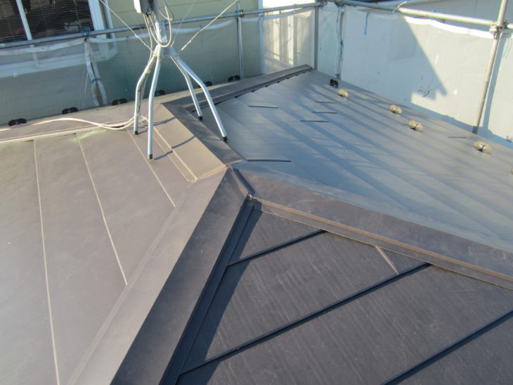   屋根葺き替え工事